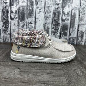 Hey Dude Wendy Fold Youth Baja size 1 Beige Mid Lightweight Shoes
